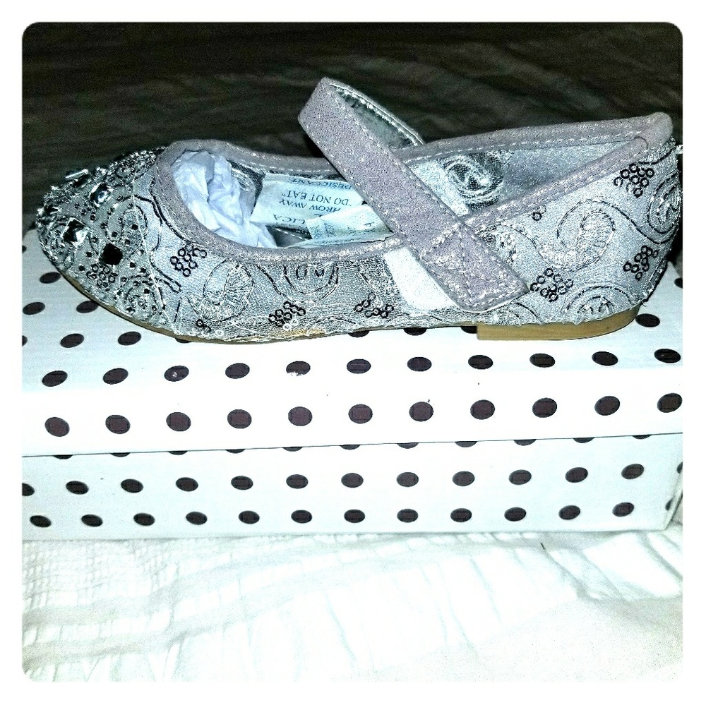 Girls dress shoes